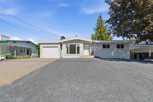 2326 Beaver St, Abbotsford, BC, V2T3E1 | Card Image