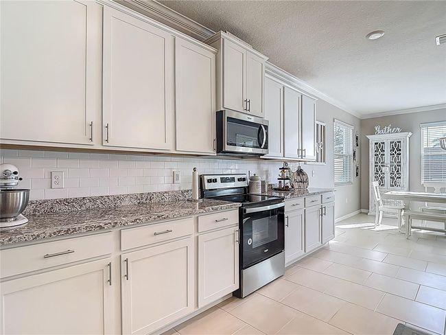 Kitchen - Dining Room | Image 18