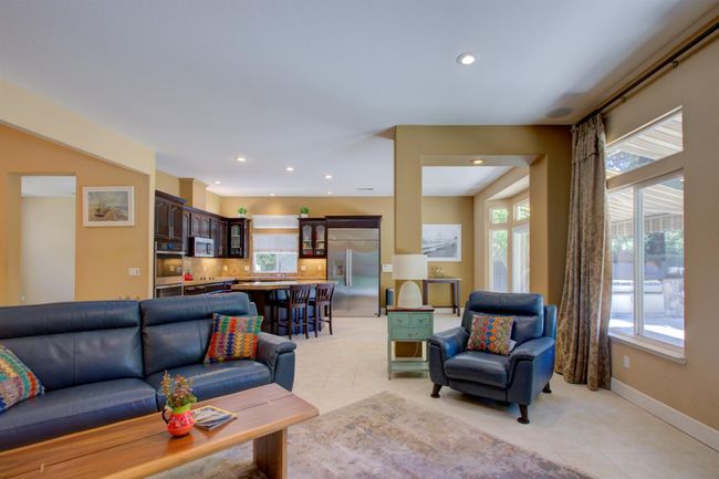 1073 Spring Meadow Drive, House other with 5 bedrooms, 3 bathrooms and null parking in Manteca CA | Image 24