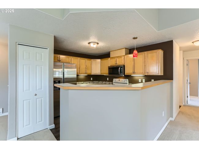 204 - 14700 Sw Sandhill Loop, Condo with 2 bedrooms, 2 bathrooms and 1 parking in Beaverton OR | Image 15