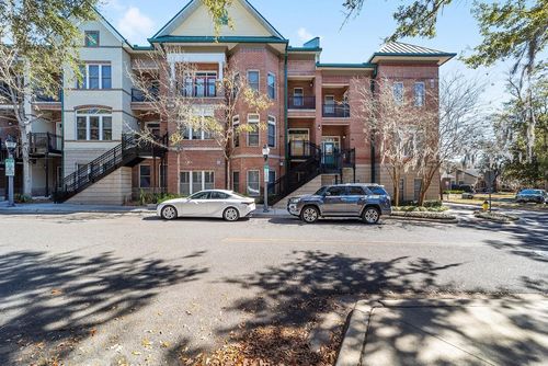 107 Ne 4th St, Gainesville, FL, 32601-5492 | Card Image