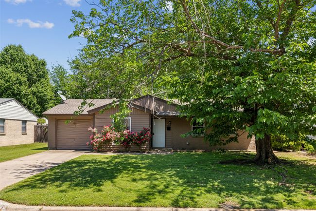 1202 Johns Dr, House other with 3 bedrooms, 2 bathrooms and null parking in Euless TX | Image 26