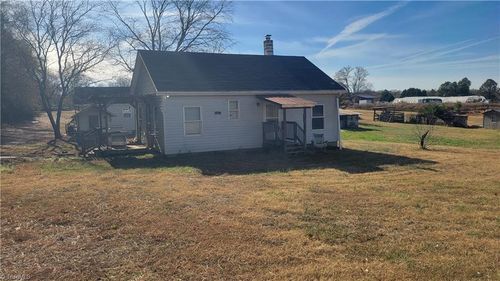 4055 E Greensboro Chapel Hill Rd, Graham, NC, 27253-9364 | Card Image