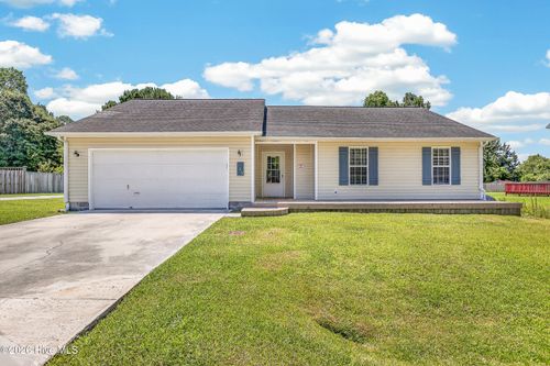 109 Marshall Farm Rd, Jacksonville, NC, 28546-9597 | Card Image
