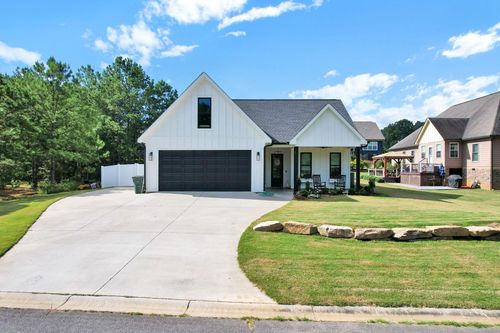 44 E Madison St, CHATSWORTH, GA, 30705-3235 | Card Image