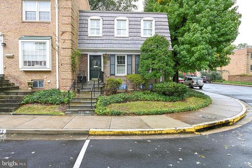 7377 Montcalm Dr, MCLEAN, VA, 22102-2920 | Card Image