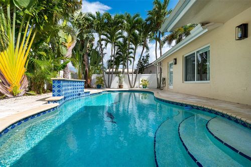 7641 W Country Club Blvd, Boca Raton, FL, 33487-1447 | Card Image