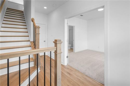 4231 Millcroft Pl, Buford, GA, 30518-6450 | Card Image