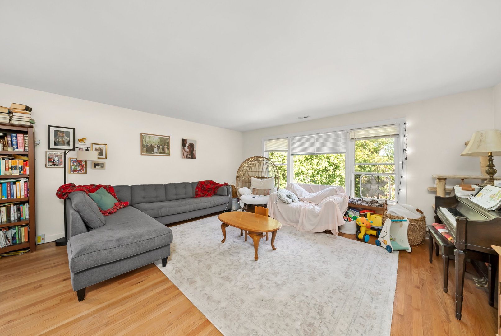 Residential Income in Evanston 2