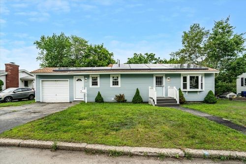 210 Bourne St, Manchester, NH, 03103-6636 | Card Image