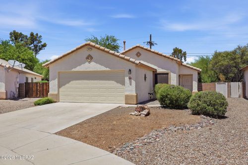 2878 W Medallion Dr, Tucson, AZ, 85741-1575 | Card Image