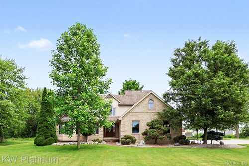 37433 26 Mile Rd, Lenox, MI, 48048-3117 | Card Image