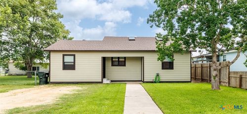 606 E Prairie St, Cuero, TX, 77954-2667 | Card Image