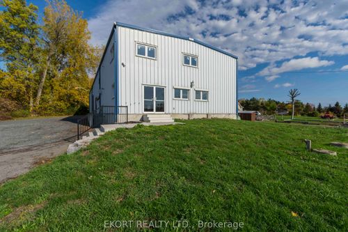 16070 County Rd 2, Quinte West, ON, K0K1H0 | Card Image