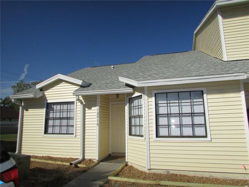 12715 Raeburn Way, TAMPA, FL, 33624-4181 | Card Image