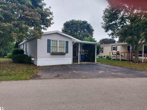1663 David Pl, Traverse City, MI, 49686-4962 | Card Image