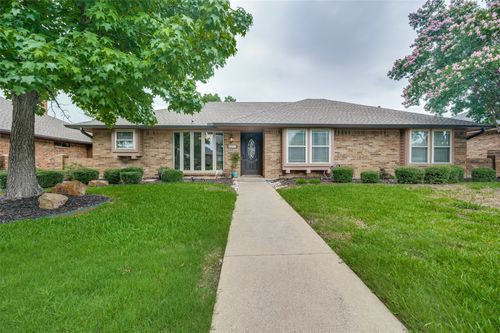 2307 Castle Rock Rd, Carrollton, TX, 75007-2013 | Card Image