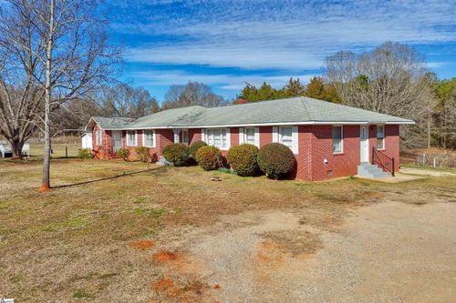 6400 Abbeville Hwy, Anderson, SC, 29624-7600 | Card Image