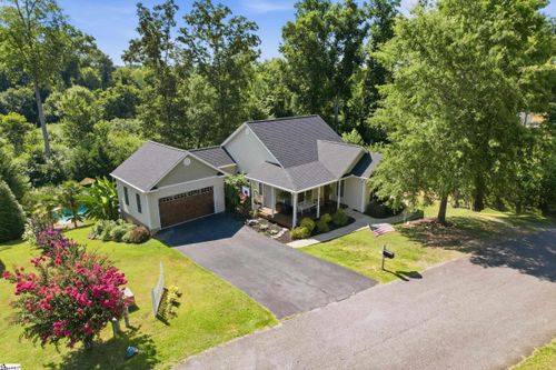 110 Brookside Cir, Honea Path, SC, 29654-2158 | Card Image