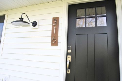 316 Leatherbark Rd, Cranberry Twp, PA, 16066-4767 | Card Image