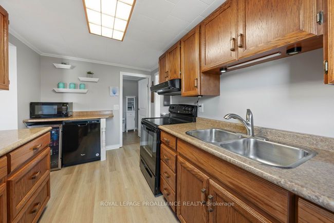 657 49 Highway, House other with 3 bedrooms, 2 bathrooms and 5 parking in Prince Edward County ON | Image 15