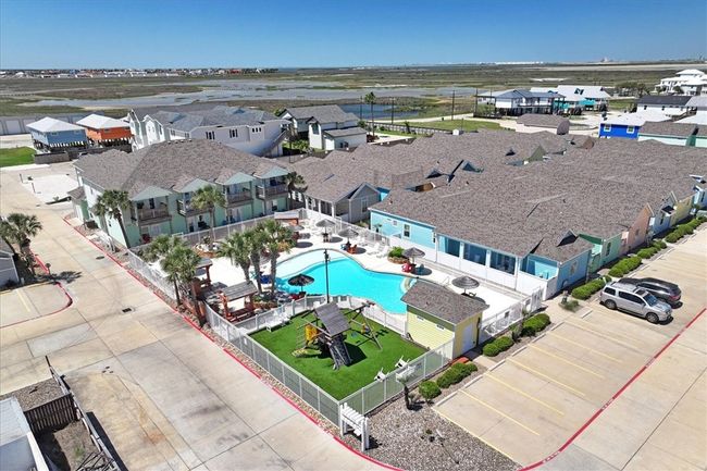 UNIT-201 - 2212 State Highway 361, Townhouse with 3 bedrooms, 3 bathrooms and 2 parking in Port Aransas TX | Image 39