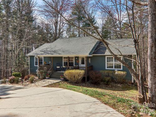 74 Woodson Dr, Mars Hill, NC, 28754-9138 | Card Image