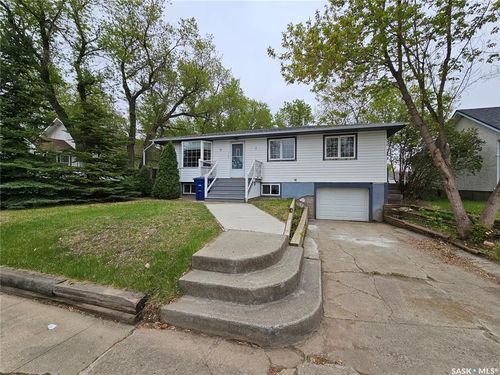 288 4th Ave W, Unity, SK, S0K4L0 | Card Image
