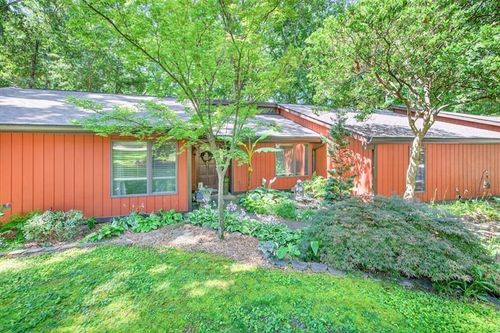 686 Hillwood Ct, Dacula, GA, 30019-1216 | Card Image