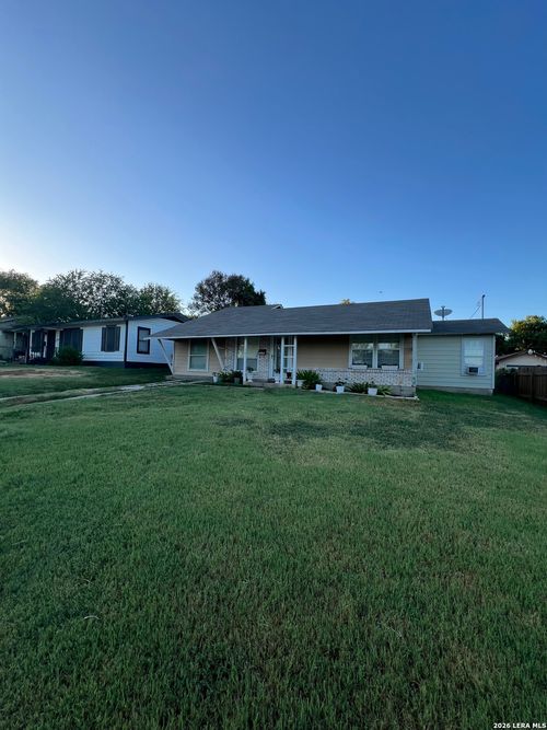 341 Prestwick Blvd, San Antonio, TX, 78223-1943 | Card Image