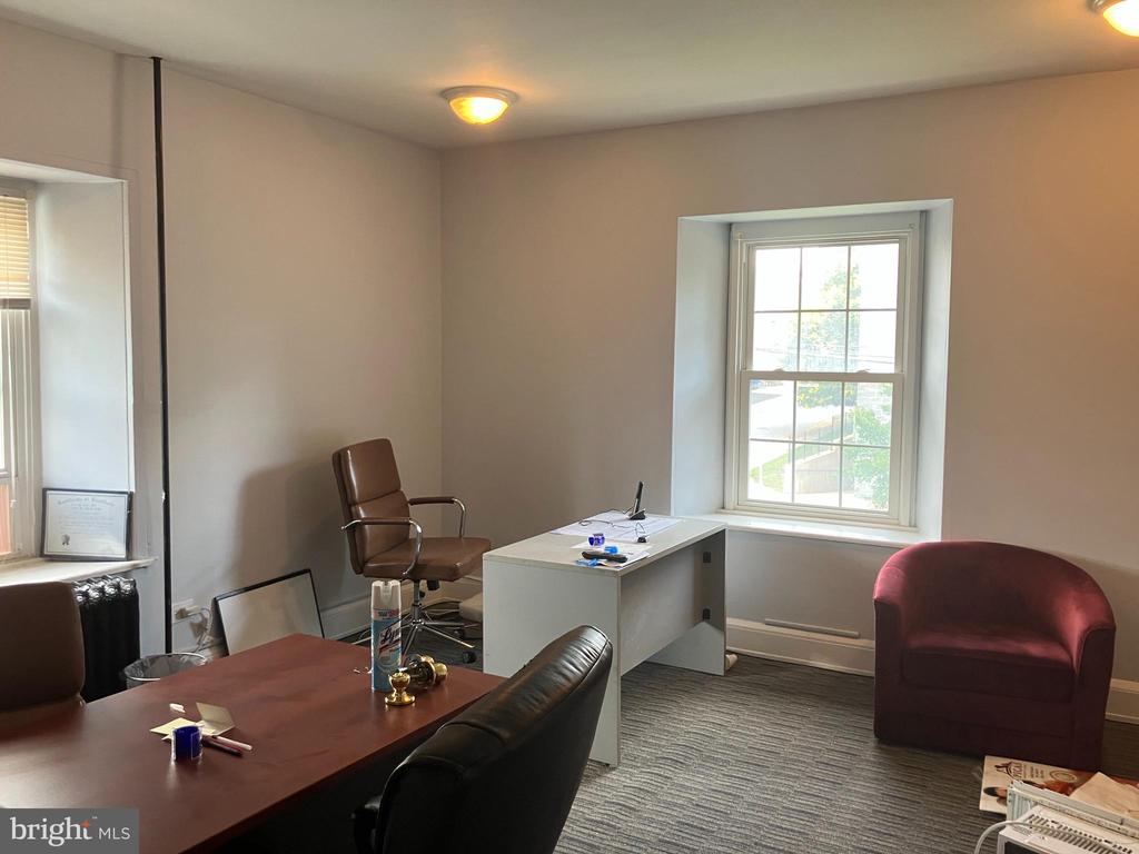 Commercial Lease in WEST CHESTER 3