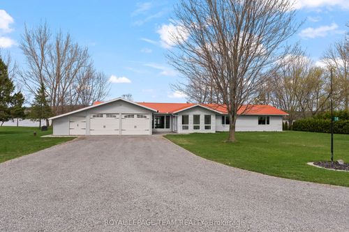 34 Birdlake Trail, Cobden, ON, K0J1K0 | Card Image