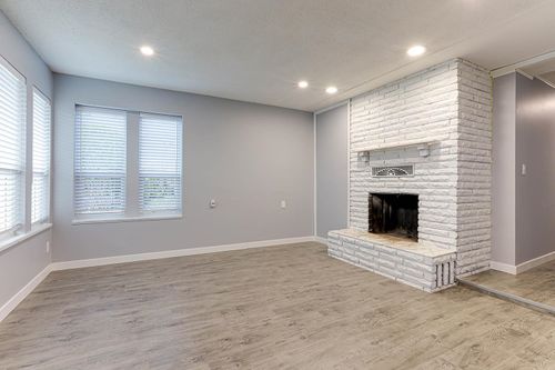 809 Duthie Ave, Burnaby, BC, V5A2P9 | Card Image