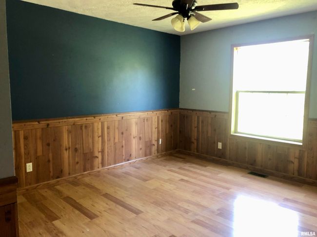 400 W Boundary Rd, House other with 3 bedrooms, 2 bathrooms and null parking in Creal Springs IL | Image 14