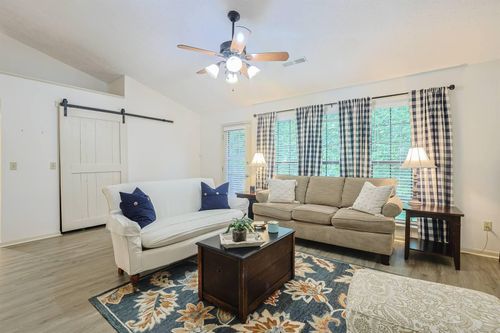 13c-117 Creekstone Ct, Cold Spring, KY, 41076-1879 | Card Image