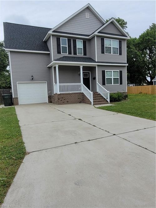731 Childs Ave, Hampton, VA, 23661-1734 | Card Image