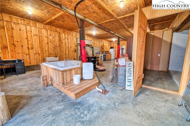 201 Colt Creek Rd, House other with 1 bedrooms, 1 bathrooms and null parking in Lansing NC | Image 6