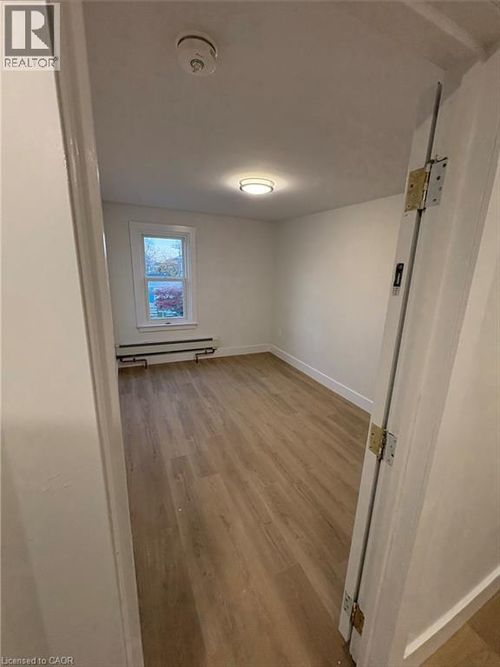 8-803 King St, Port Colborne, ON, L3K4J3 | Card Image