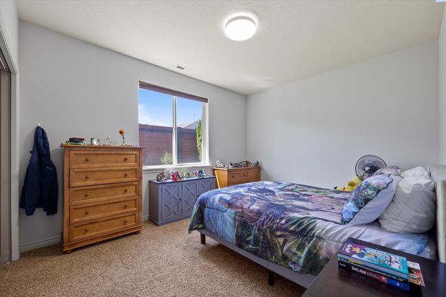 586 Lodi Loop, Home with 4 bedrooms, 3 bathrooms and null parking in Richland WA | Image 33
