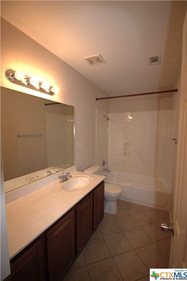 2005 Granite Springs Rd, House other with 4 bedrooms, 2 bathrooms and null parking in Leander TX | Image 18