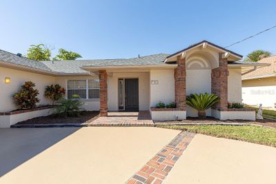 13 Creek Court, House other with 3 bedrooms, 2 bathrooms and null parking in Palm Coast FL | Image 1