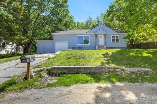1811 48th St, Kansas City, KS, 66102-1507 | Card Image