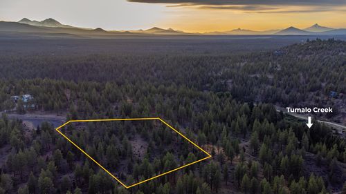 62987 Levins Ln, Bend, OR, 97703-6738 | Card Image