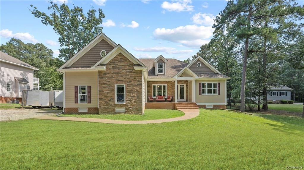 20029 Oak River Drive, Sold in Chesterfield Zoocasa