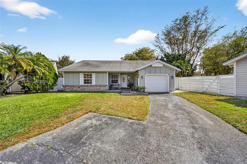 14607 Sw 142nd Pl, Miami, FL, 33186-7203 | Card Image