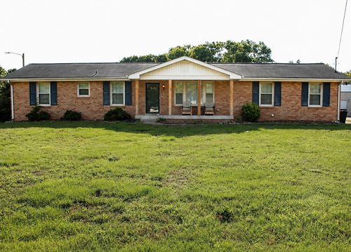 205 Ivy Dr, Hendersonville, TN, 37075-3135 | Card Image
