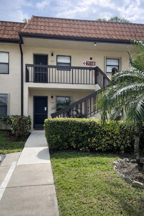 103-7118 Golf Colony Ct, Lake Worth, FL, 33467-8826 | Card Image