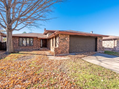 17922 State Line Ave, Lansing, IL, 60438-2449 | Card Image