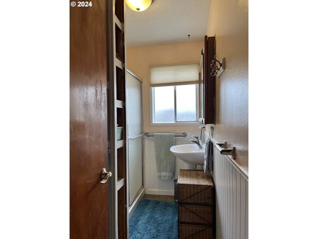 46791 Winfrey Rd, House other with 4 bedrooms, 1 bathrooms and 2 parking in Westfir OR | Image 22