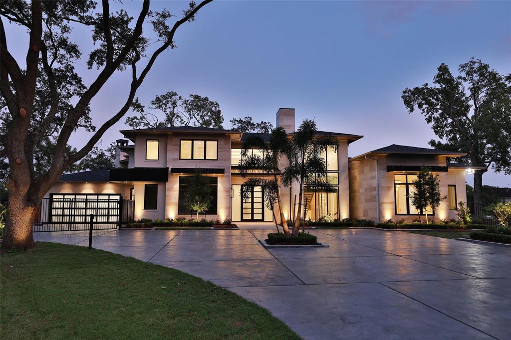 Lombardy Dr, Sugar Land, TX 77478